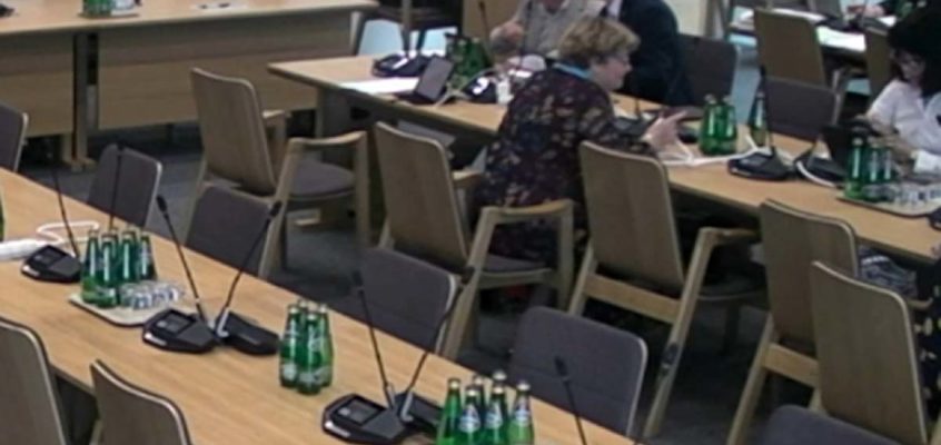 Sejmowa Komisja Zdrowia za odrzuceniem w całości projektu ustawy o ochronie zdrowia w epidemii