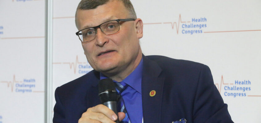 Grzesiowski: zaszczepienie 20 mln osób w 4 miesiące – realne, szczepienia w zakładach pracy – dobry krok