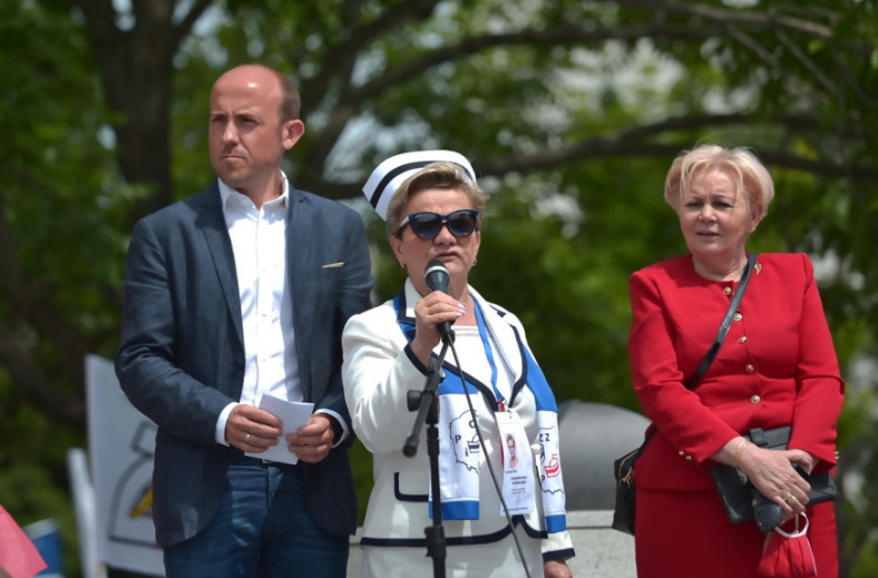 Krystyna Ptok o kolejnych protestach pielęgniarek. „Teraz będą działania radykalne”. O głosowaniu w Sejmie mówi krótko: to był policzek.