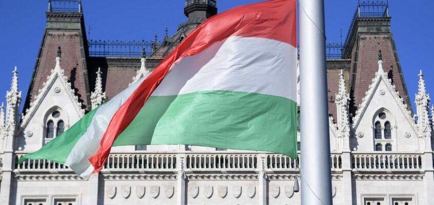 Węgrzy przeciwni sankcjom na Rosję