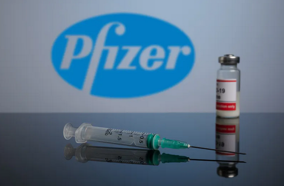 Pfizer pozywa Polskę. Koncern żąda ogromnych pieniędzy