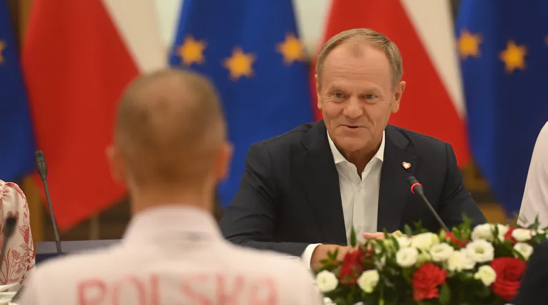 Donald Tusk skomentował nowe dane o PKB Polski. „Niemców to bijemy na głowę”